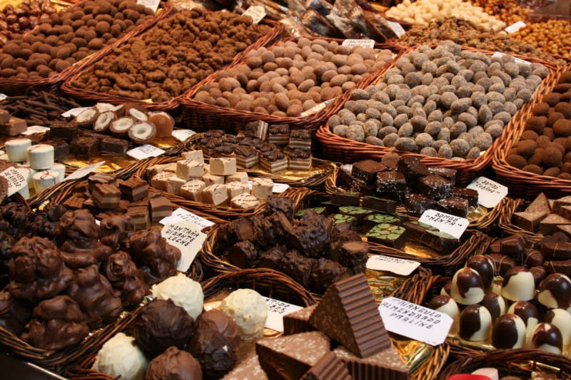 boutique-LE LAVANDOU-min_chocolates_chocolate_nibble_sweetness_fine_chocolates_gourmet_candy_brand-752083